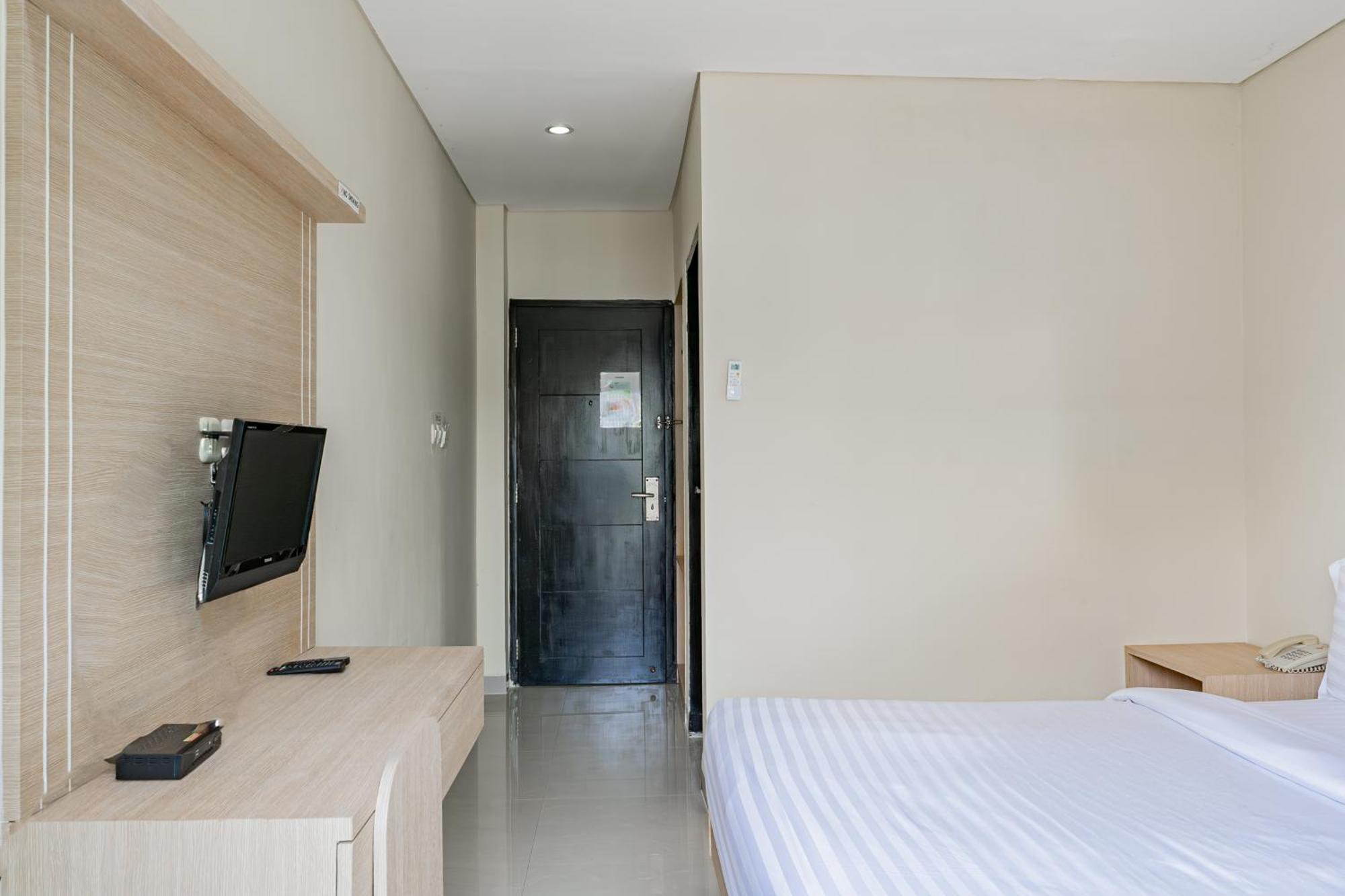 Collection O Kuta Near Airport Ngurah Rai Hotel Ngoại thất bức ảnh